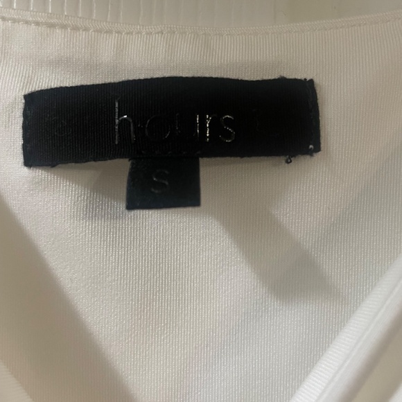 H:ours Hibi Long Sleeve Crop Top - Picture 5 of 6